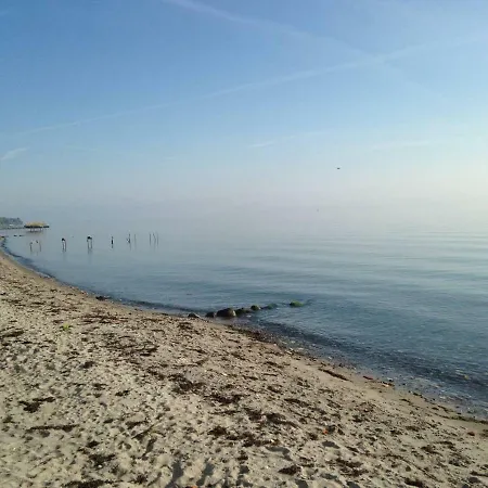 Beach House With Private Beach Lantställe Skodsborg