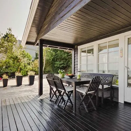 Beach House With Private Beach Lantställe Skodsborg