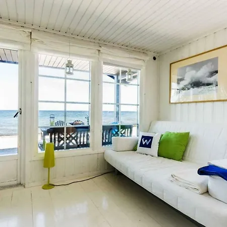 Beach House With Private Beach * Skodsborg